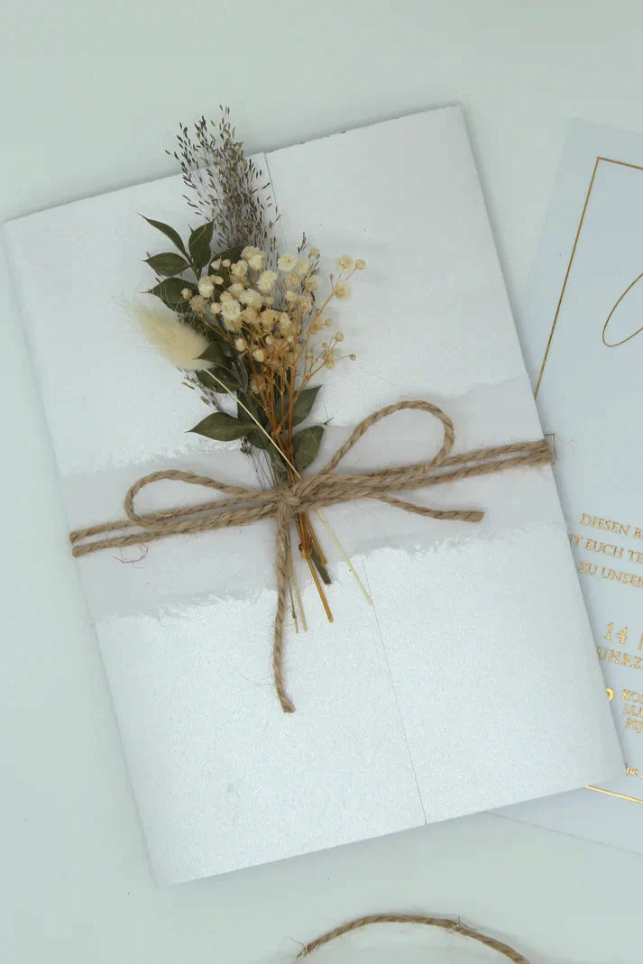 Invitation de mariage de luxe avec fleurs séchées