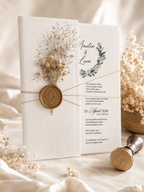 Invitation de mariage botanique en blanc avec sceau de cire