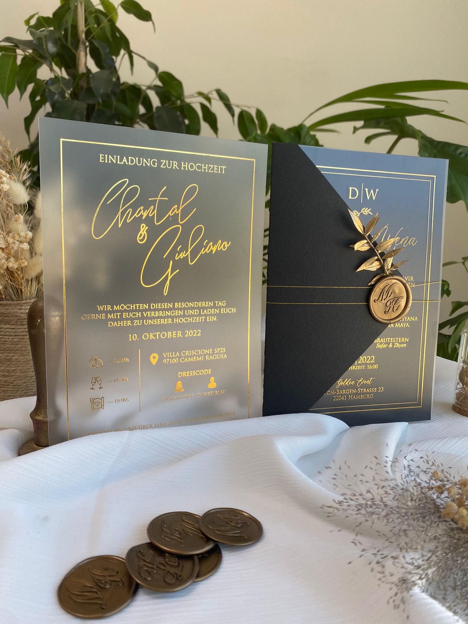 Luxury Wedding Invitation in Black with Gold Ring
