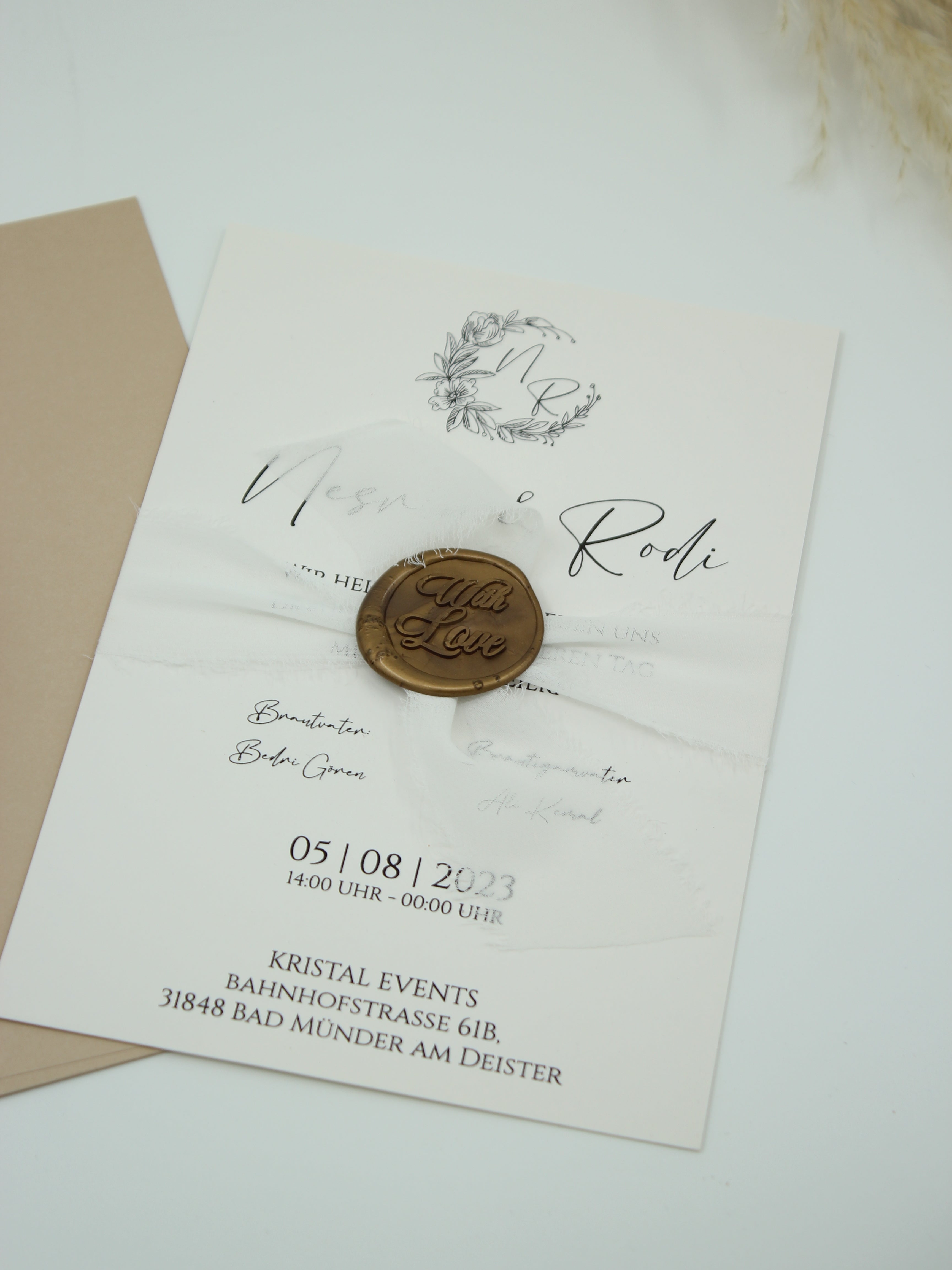 Vintage Wedding Invitation in White with Kraft Paper