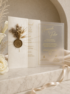 Invitation de mariage vintage en crème avec des fleurs séchées