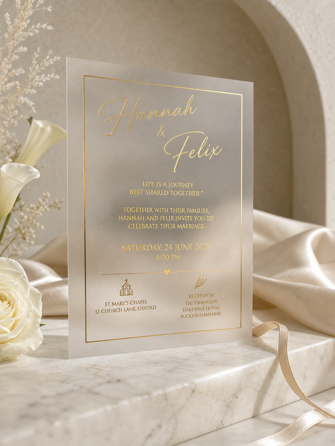 Invitation de mariage vintage en crème avec des fleurs séchées
