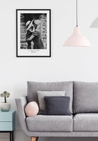 Beste mama personalisiertes Poster schwarz-weiß mit Bild im Wohnzimmer