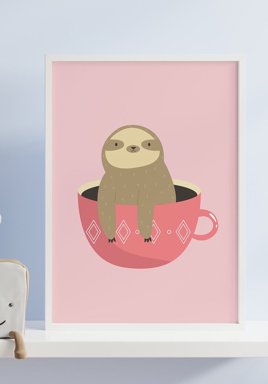 Illustration Poster Kinder Faultier in Tasse auf Regal