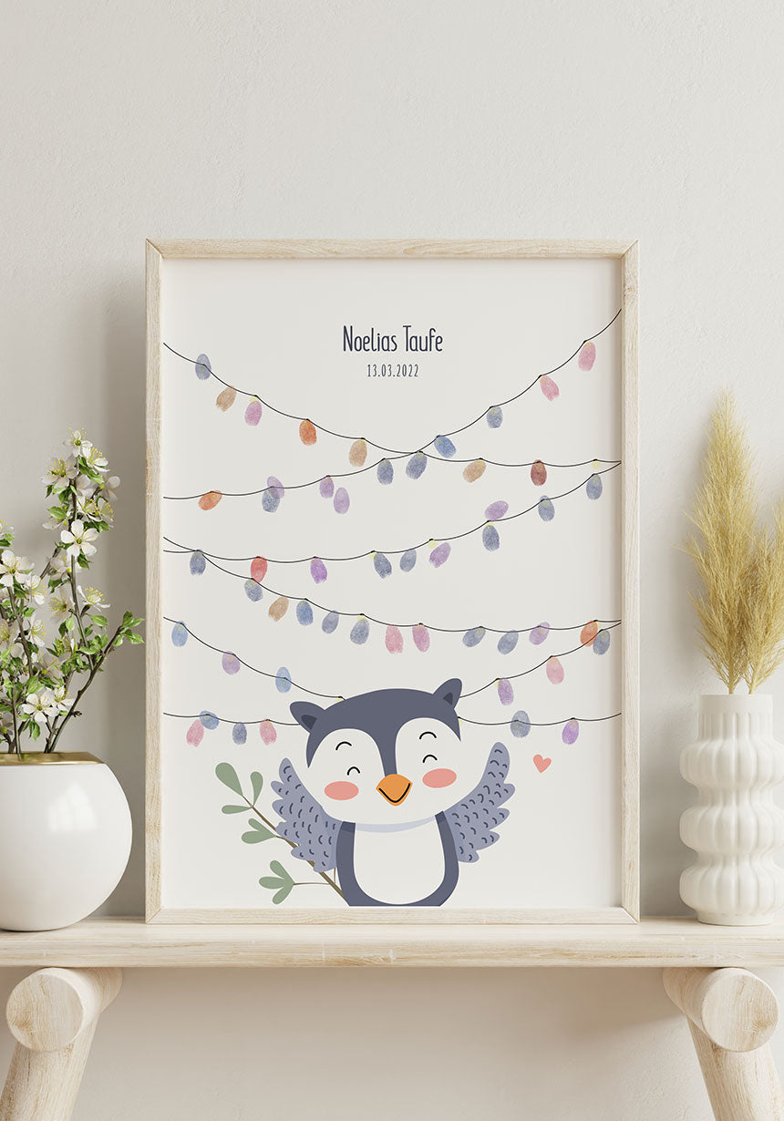 Poster Fingerabdruck Taufe Eule auf dem Regal