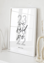 Hochzeitsposter 'we said yes' mit Datum und Namen Geschenk