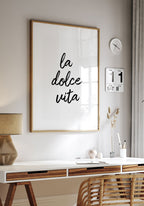 Poster la dolce vita typography above the desk