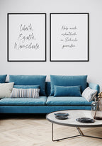 Poster liberté, egalité, weinschorlé over the sofa