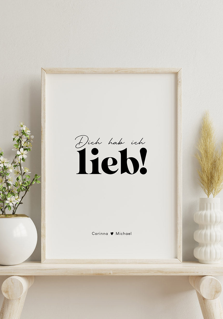 Poster personalisiert dich hab ich lieb auf einem Regal