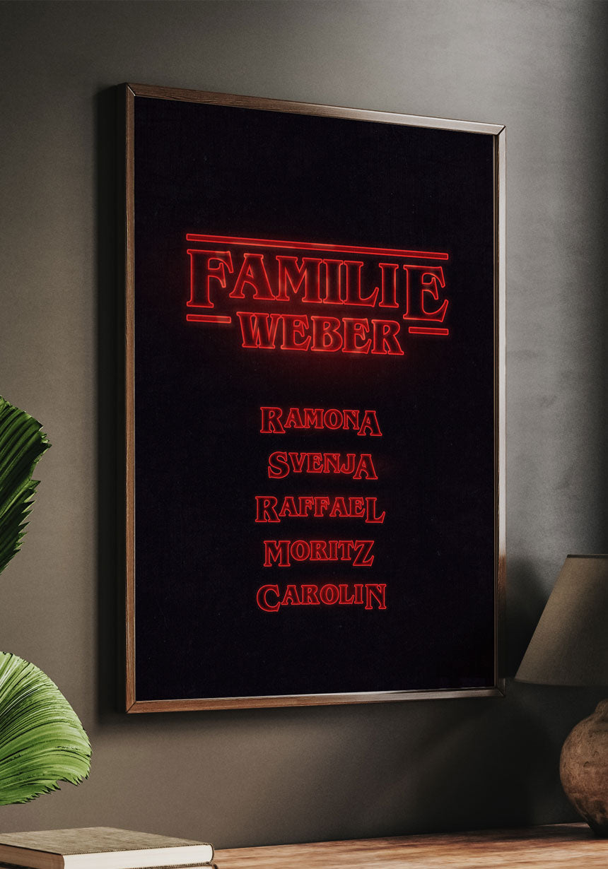 Stranger Things - Personalisiertes Poster mit Familiennamen im Bilderrahmen