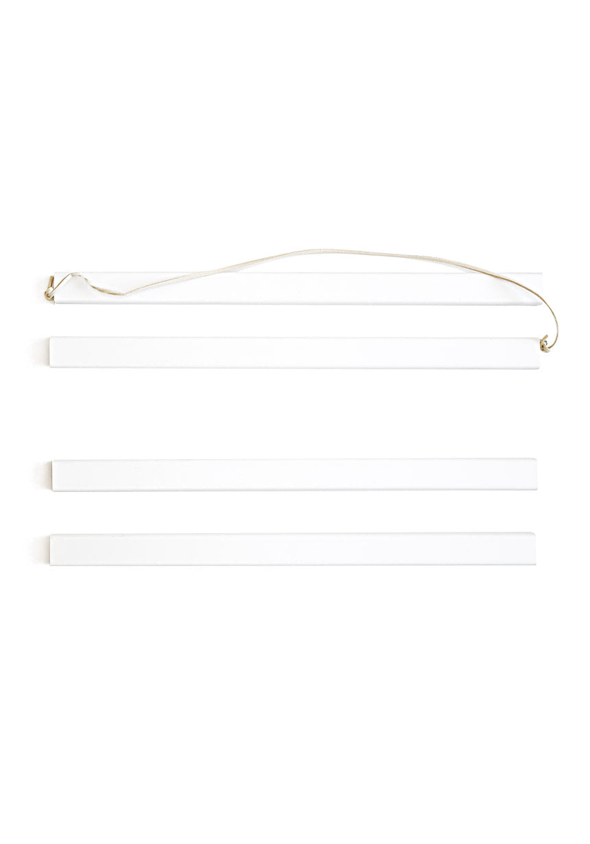 White poster bar with magnets